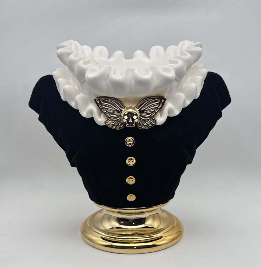 Bath & Body Works Halloween Madame Headless Pedestal 3 Wick Candle Holder *Read*